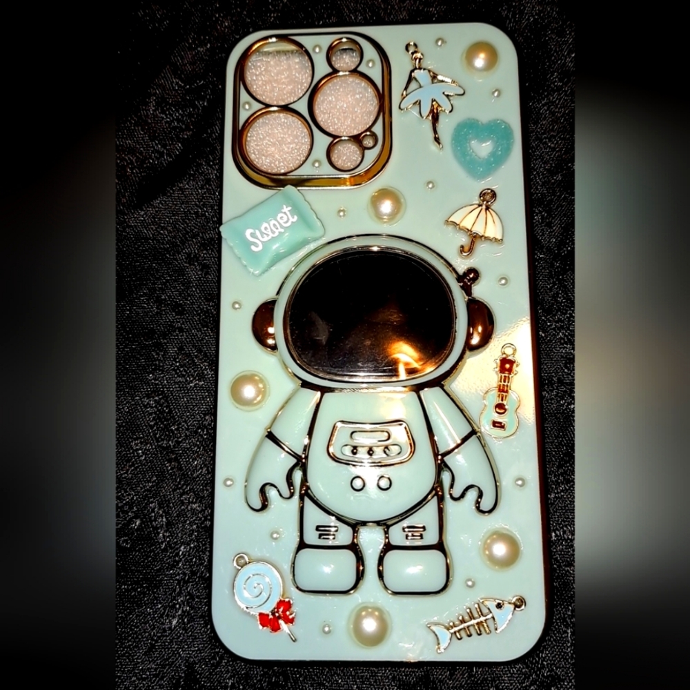 Custom I phone 13 pro max Astro case